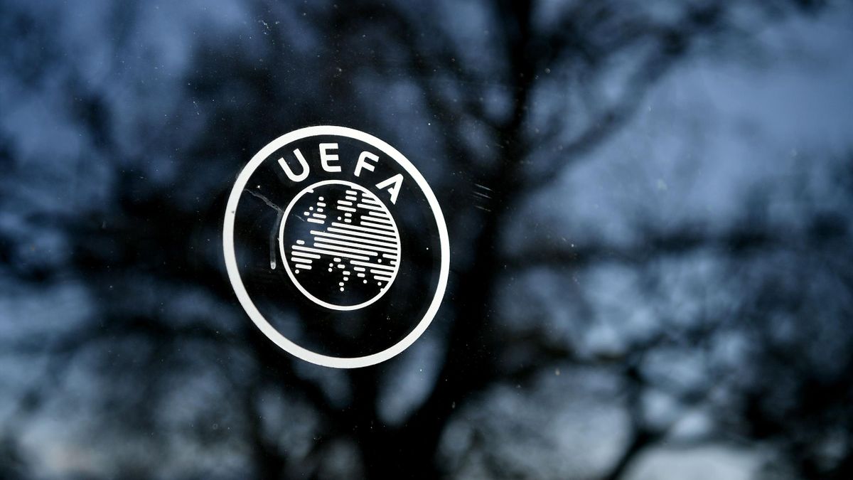 УЄФА зняв обмеження на перебування глядачів на трибунах
