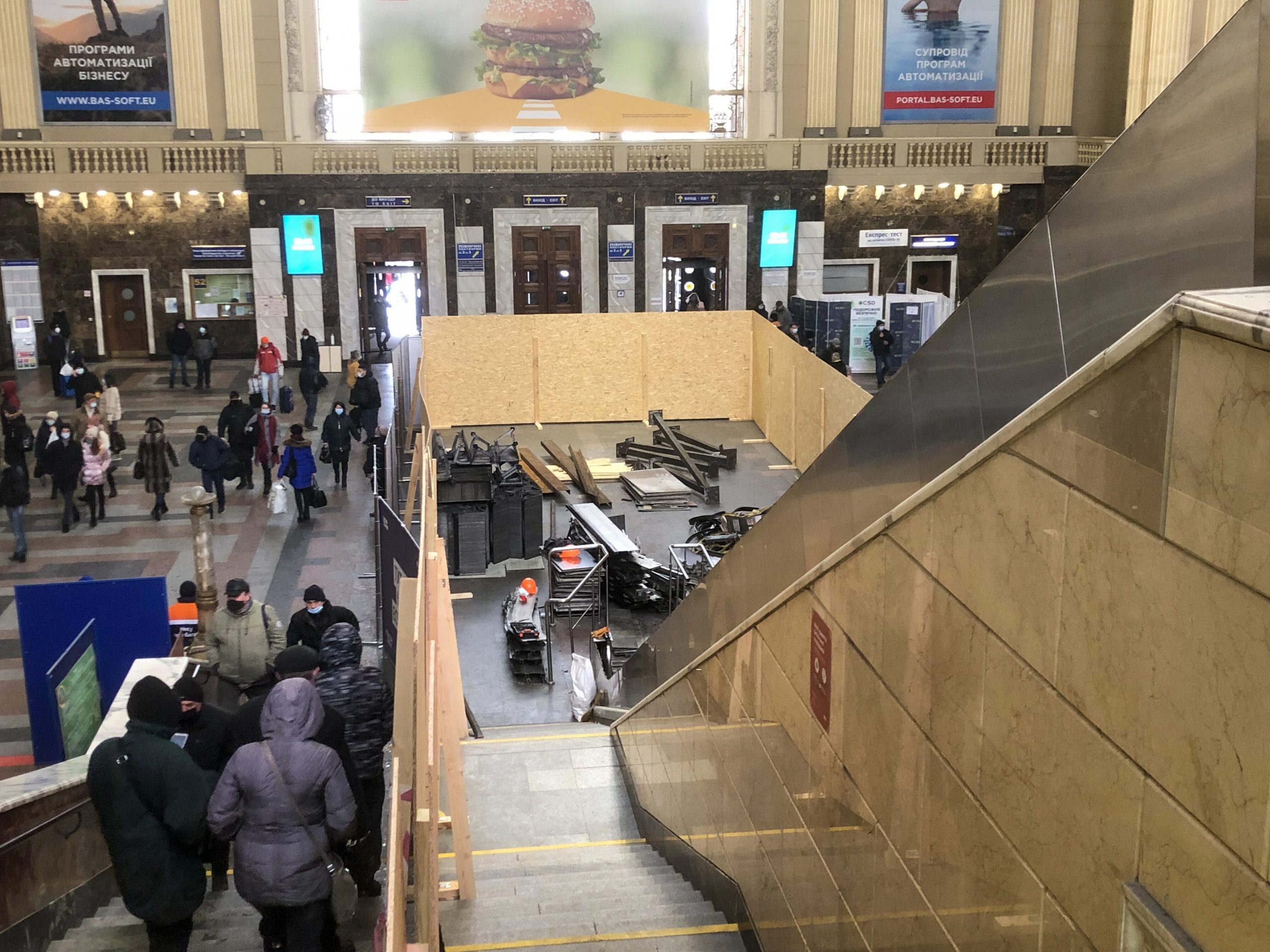Ескалатор на центральному вокзалі Київ-Пасажирський виявився в десятки разів потужнішим